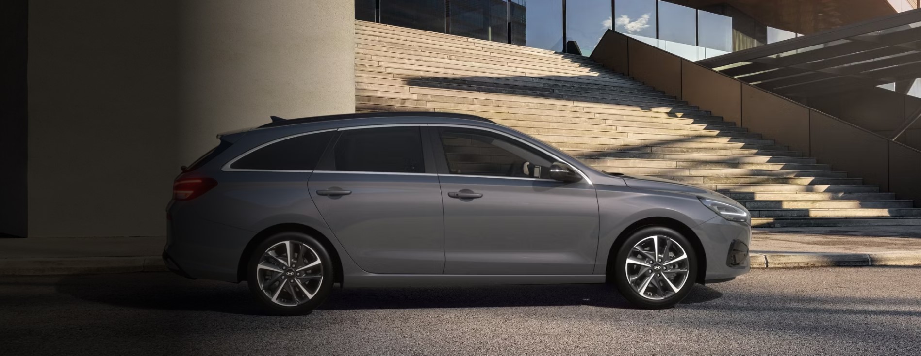 Купити автомобіль в ВІК-Експо. Модельний ряд Hyundai | ВІК-Експо - фото 6