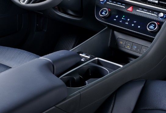 Дизайн SONATA | Стильний Седан | ВІК-Експо - фото 30