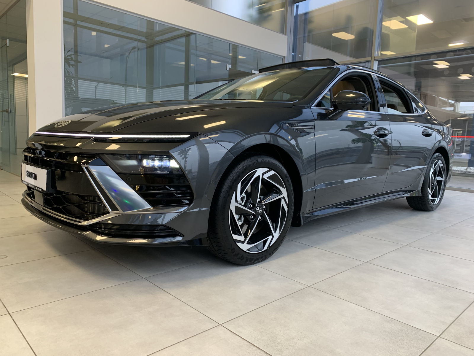 Купити автомобіль в ВІК-Експо. Модельний ряд Hyundai | ВІК-Експо - фото 8