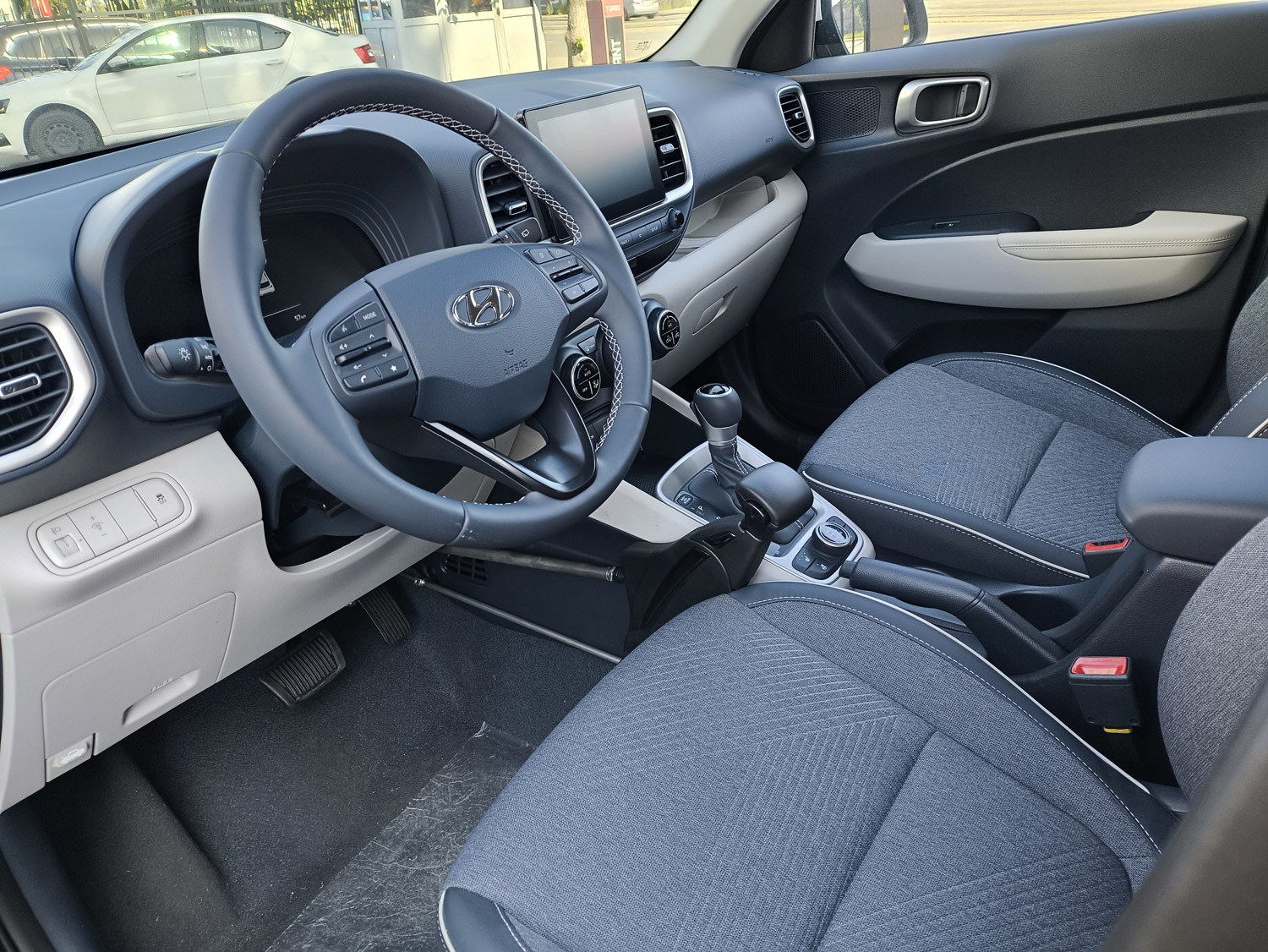Купити автомобіль в ВІК-Експо. Модельний ряд Hyundai | ВІК-Експо - фото 6
