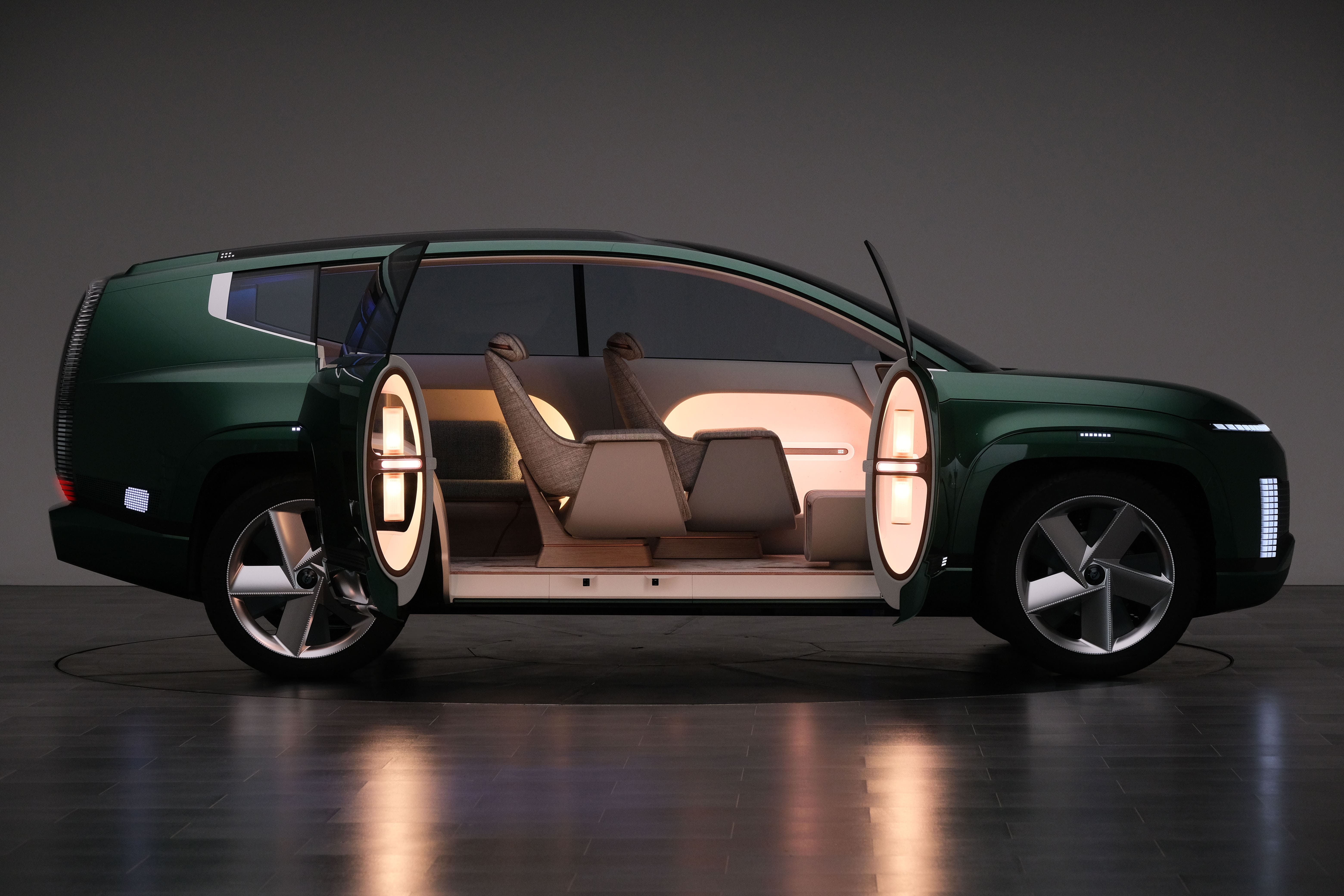 Купити автомобіль в ВІК-Експо. Модельний ряд Hyundai | ВІК-Експо - фото 8