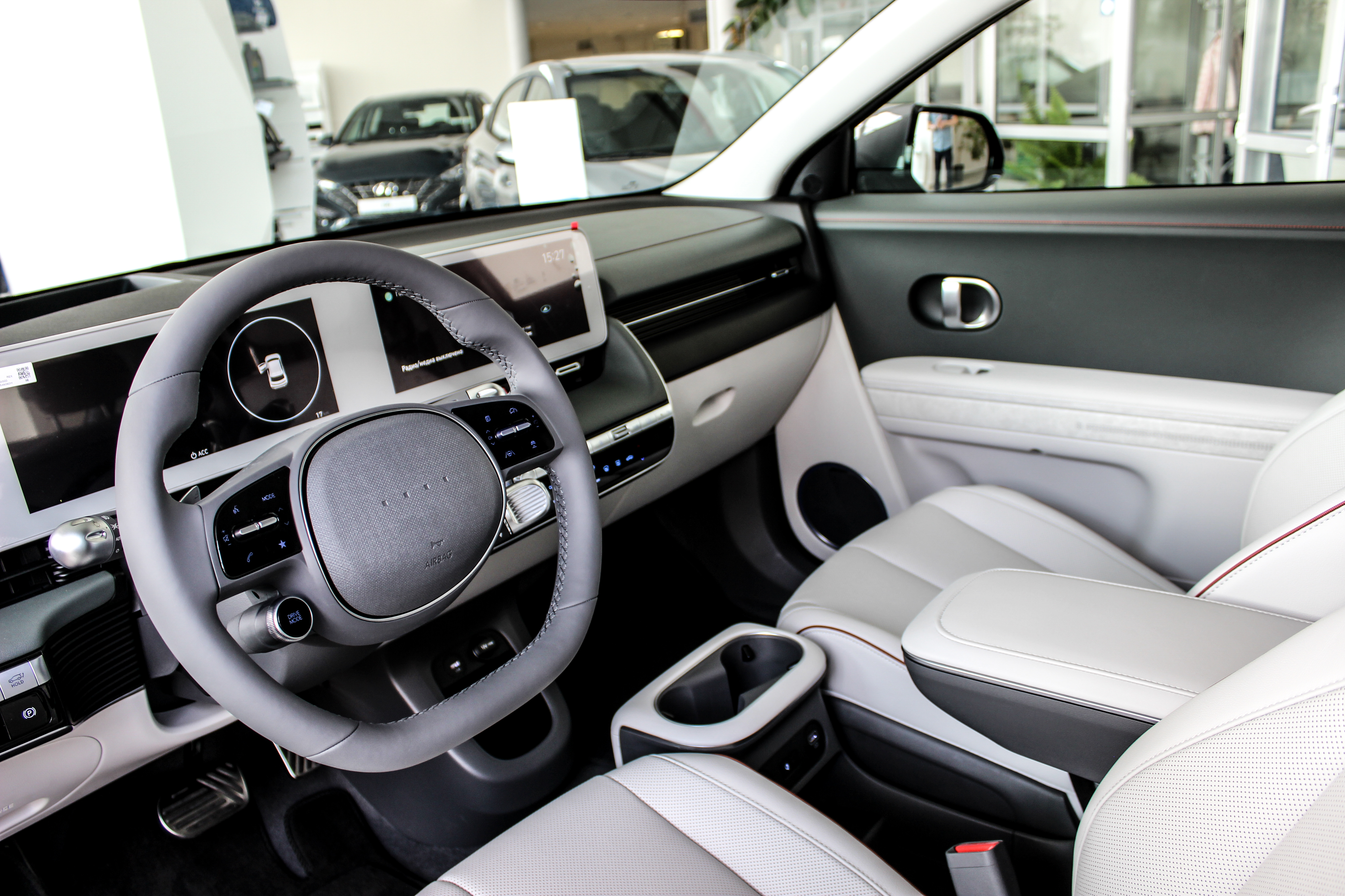 Купити автомобіль в ВІК-Експо. Модельний ряд Hyundai | ВІК-Експо - фото 9