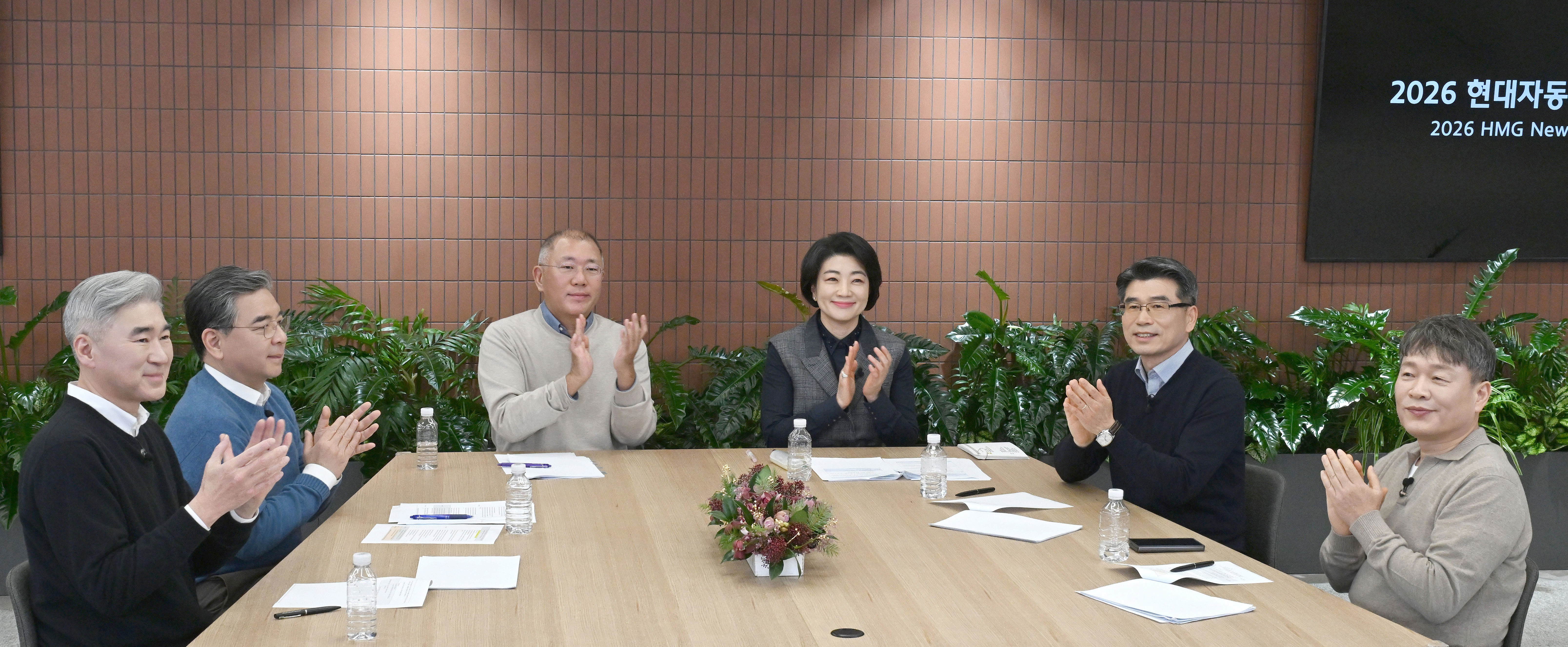 Купити автомобіль в ВІК-Експо. Модельний ряд Hyundai | ВІК-Експо - фото 6